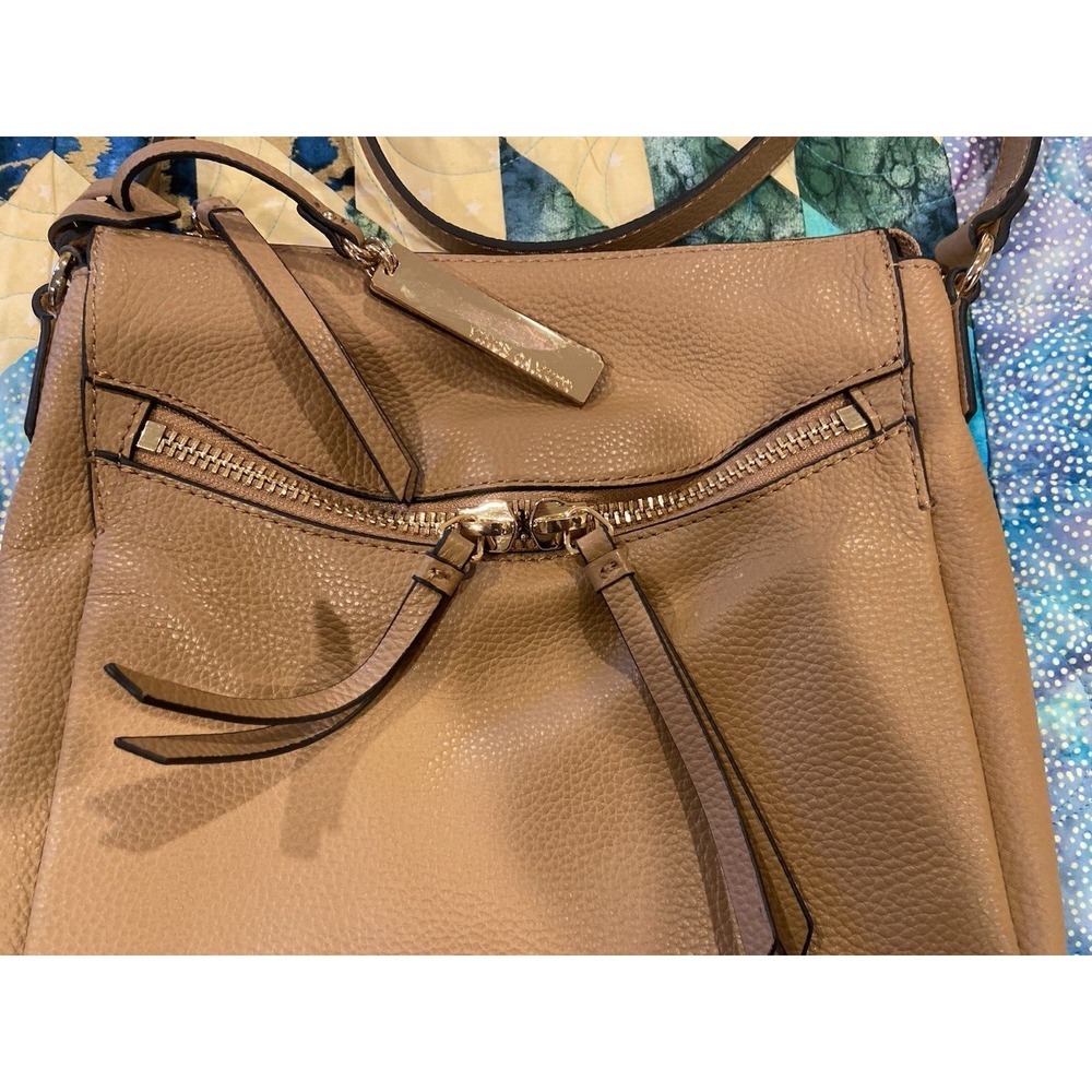 NWT Leather Authentic VINCE CAMUTO Crossbody PURSE W/Bag Oak Zipper Pockets NEW